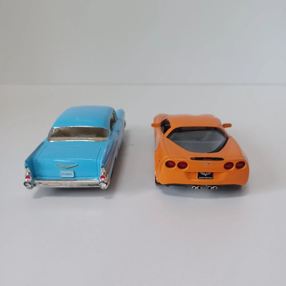 Kinsmart lot vehicles